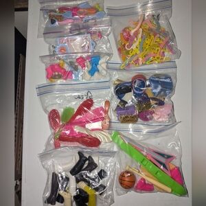 Barbie Huge Vintage Accessories Lot Collectors - Excellent Condition